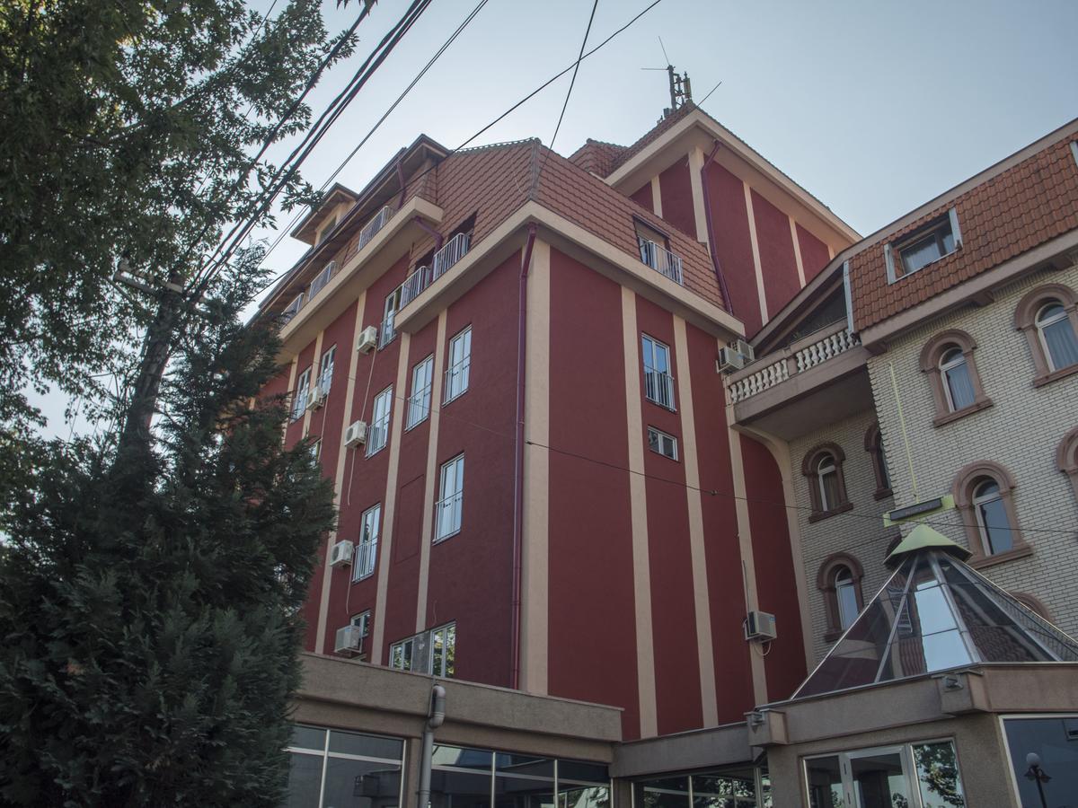 Hotel Vidikovac Ниш Экстерьер фото
