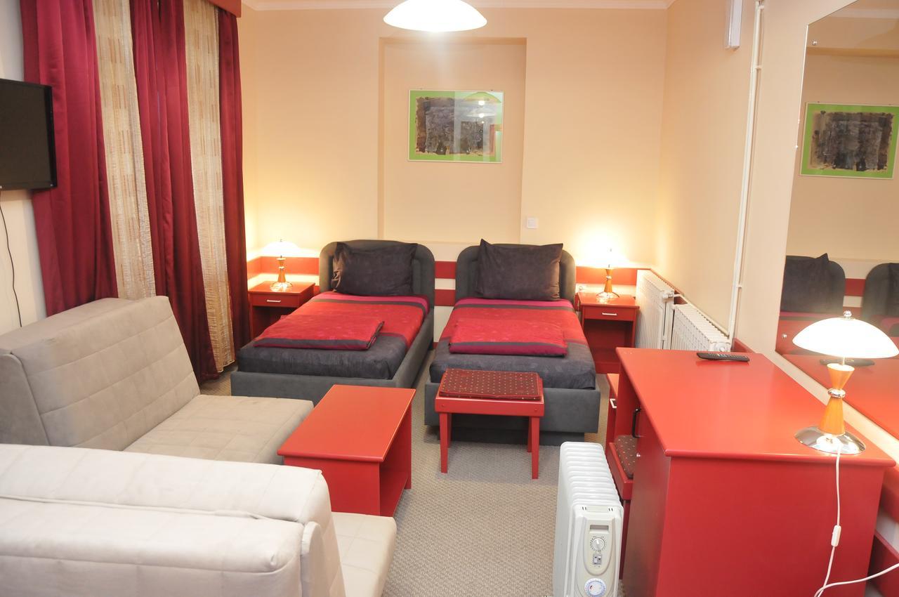 Hotel Vidikovac Ниш Экстерьер фото